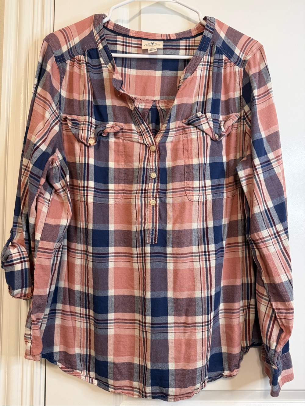 PtP 24” XL St. John’s Bay Rose Plaid Button-Front Tunic Long Sleeves